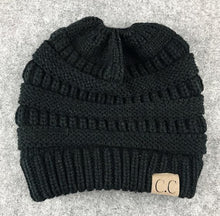 Load image into Gallery viewer, Soft Knit Ponytail Beanie Hat